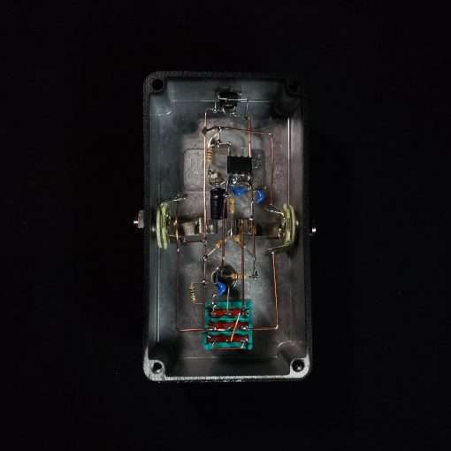 The inside of the Ostara Op-Amp pedal showing the point-to-point wiring.